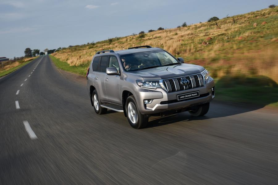  Toyota Land Cruiser Prado VX-L (150) 2017 года  (ZA) (фото 17 из 40)